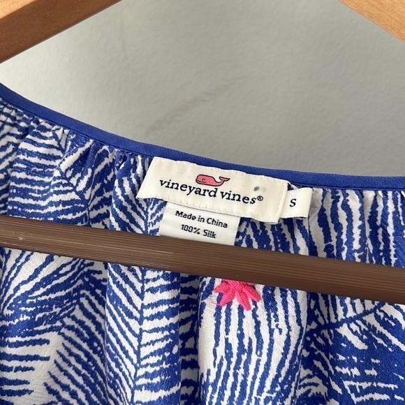 VINEYARD vines 100 silk palm floral embroidered pullover top size small - Picture 4 of 8